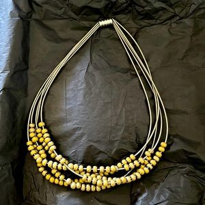 Simply elegant necklace with gold bronze beads